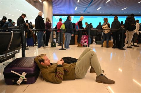 Denver weather: Over 300 flights delayed at DIA on Christmas Eve